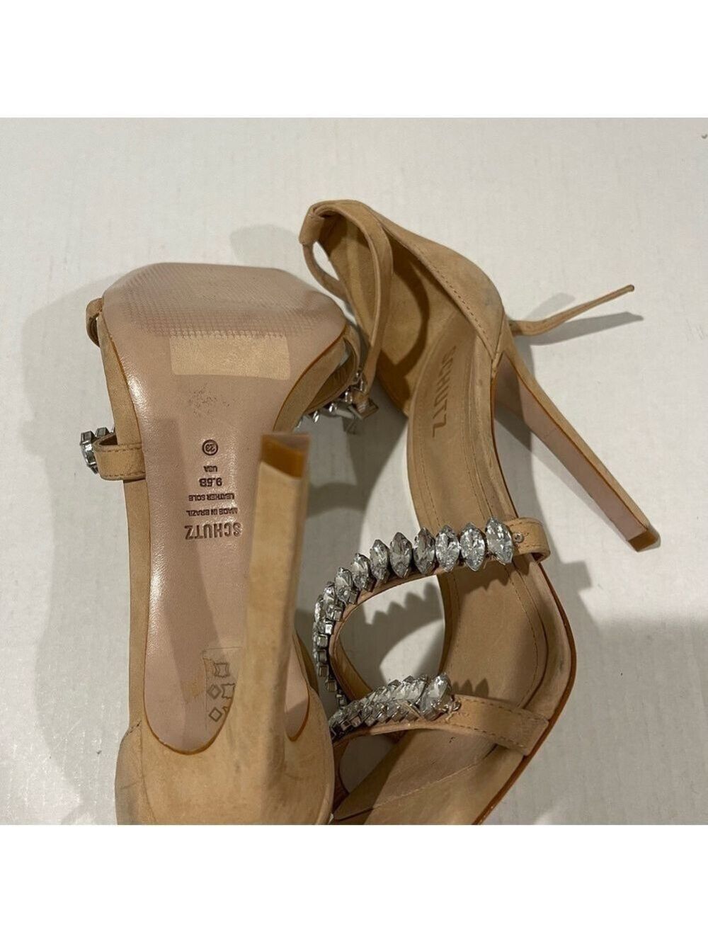 Women’s Shutz Linsey Nubuck Beige Sandal Heels Size 9.5 US! - Picture 6 of 8
